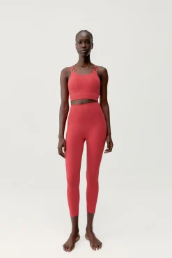 Born Living Yoga Top deportivo Blume