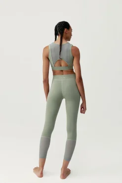 Born Living Yoga Top deportivo Namir