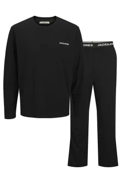 T-shirt and trouser pack