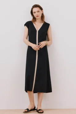 Cortefiel Vestido escote pico contraste