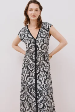Cortefiel Vestido escote pico contraste