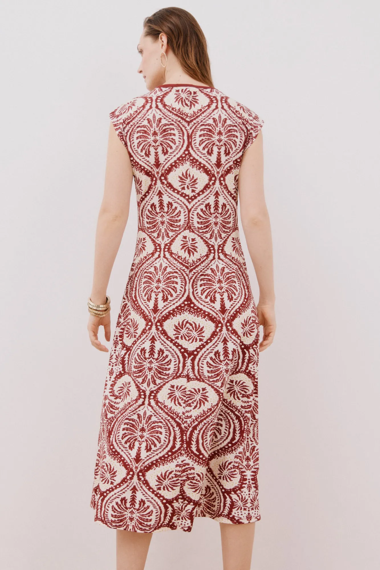 Cortefiel Vestido escote pico contraste
