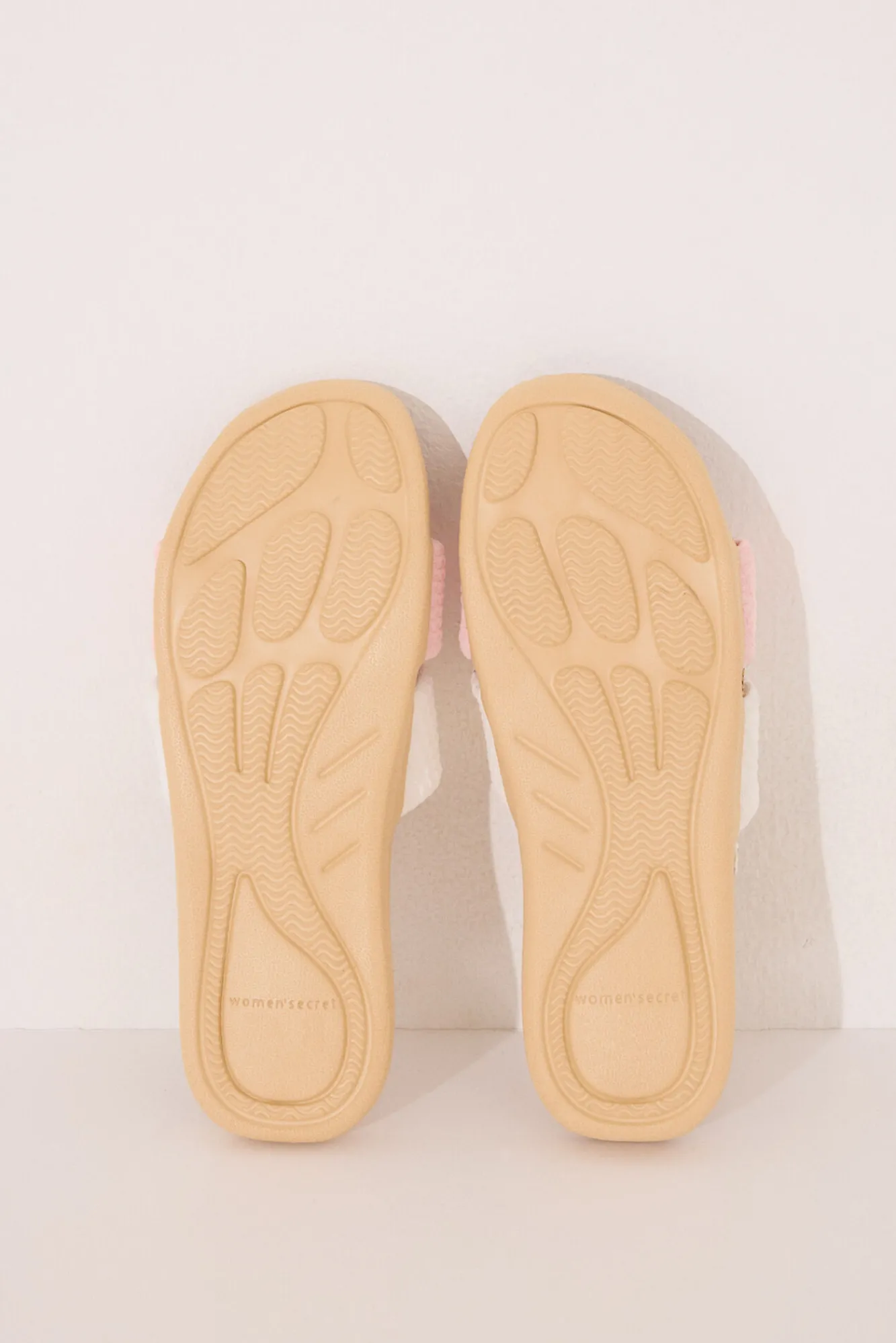 Women'secret Zapatillas abiertas raffia nudos